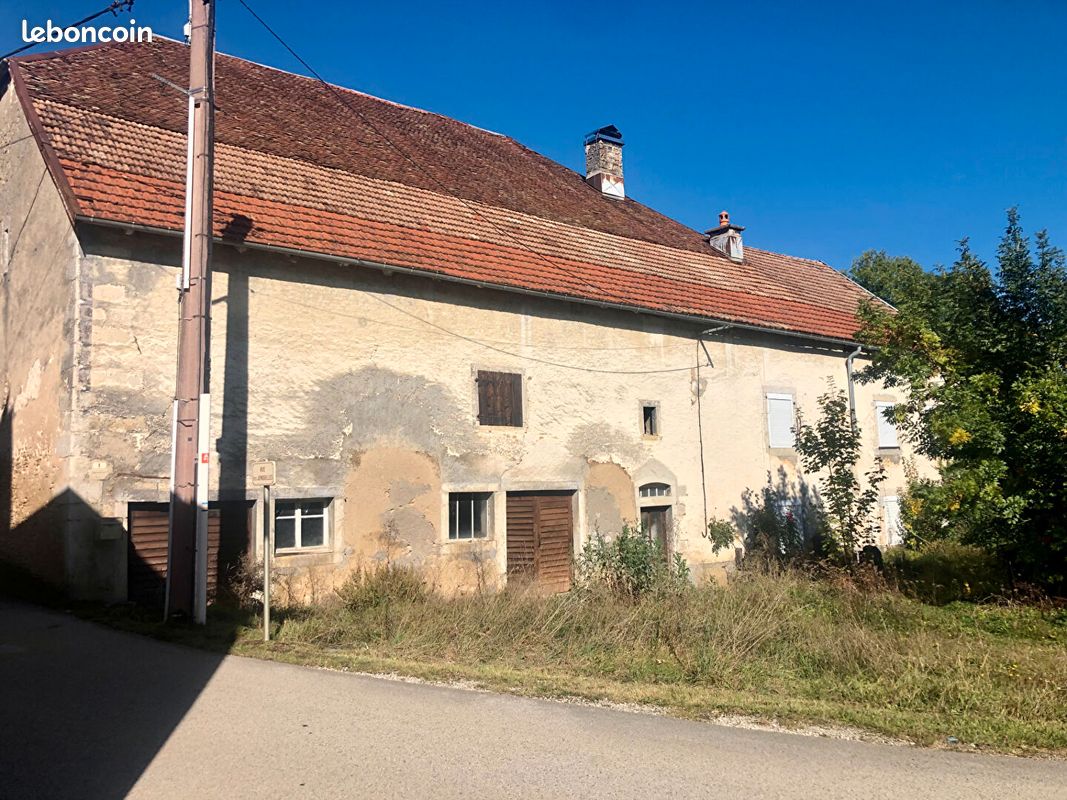 Maison 4 pièces 175 m² · à Montandon · 175 m² · 90 000 €