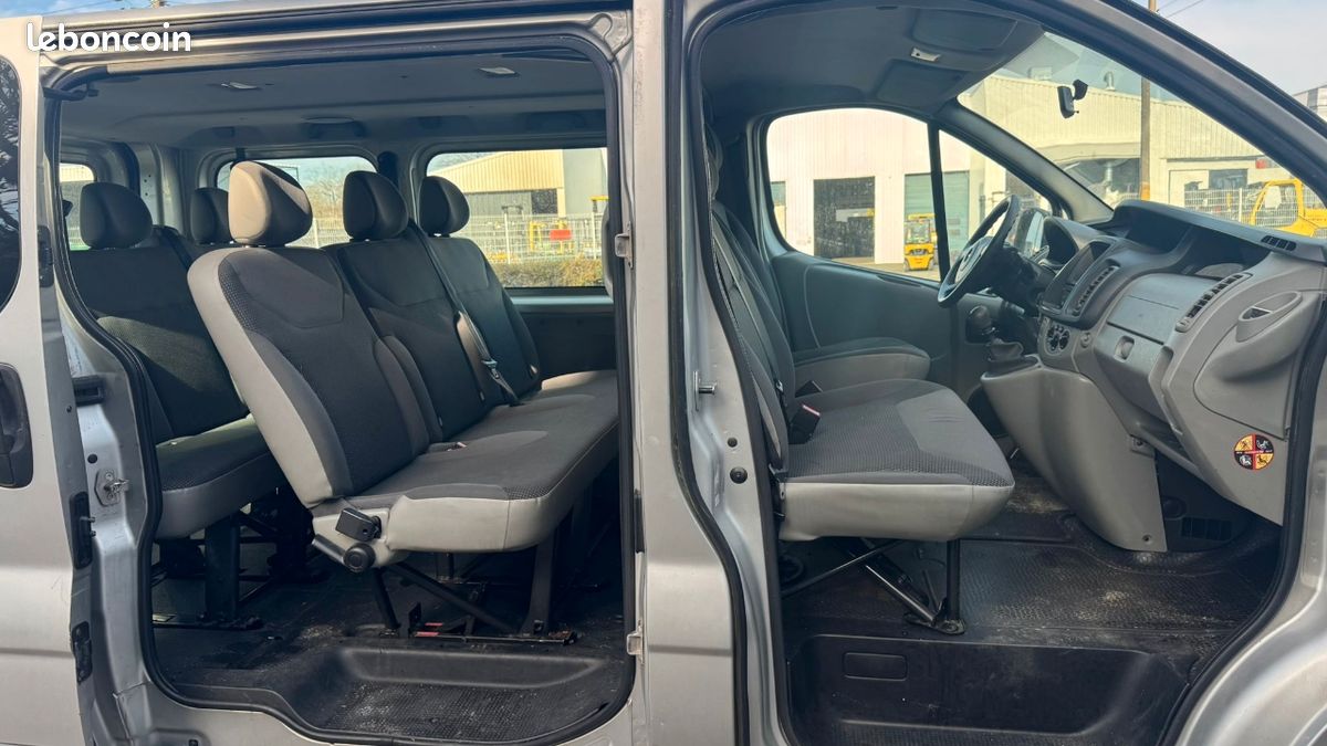 Opel vivaro long 9 places 2.0 cdti 90 cv 226 000 kms ct.ok (image 4)