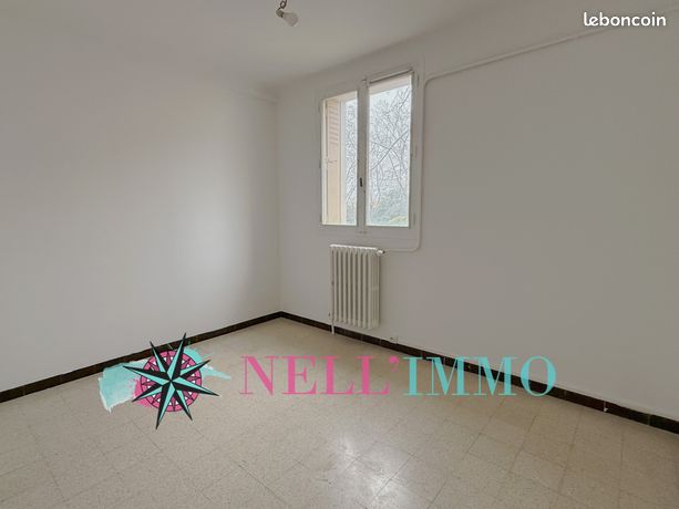 https://img.leboncoin.fr/api/v1/lbcpb1/images/3a/a7/37/3aa737019c569d000c9a09c33224940ea1061a78.jpg?rule=ad-image