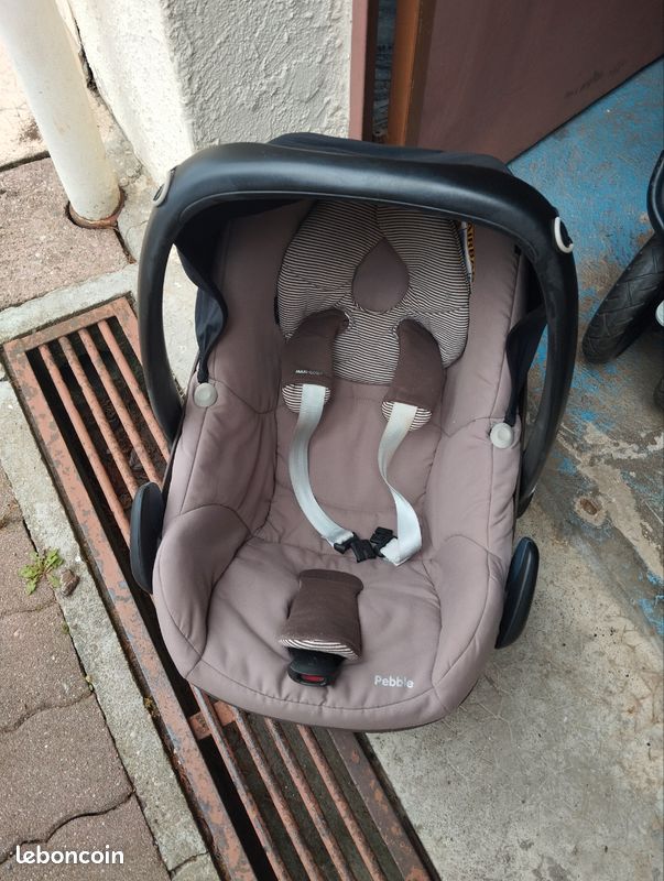 Poussette TRIO MAXI COSI Mura plus marron TBE Équipement bébé