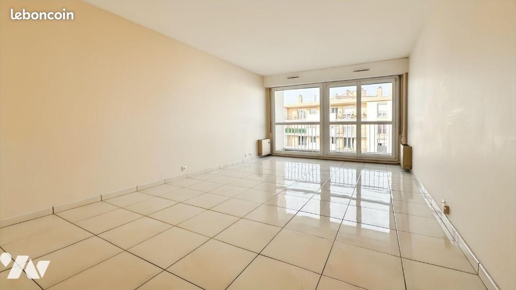 Appartement 5 pièces 105 m² · à Reims · 105 m² · 241 500 €