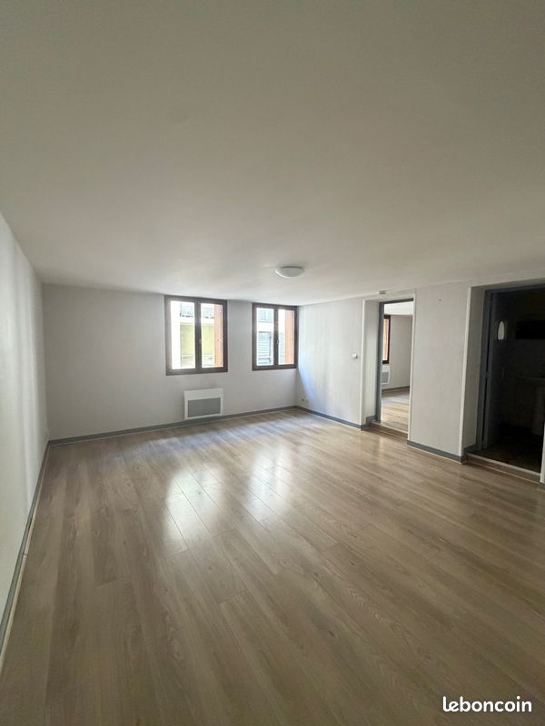 Appartement 2 pièces 49 m² · à Limoges · 48,9 m² · 498 €
