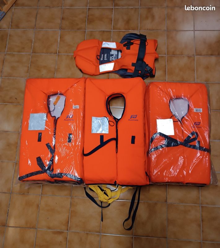 Gilet de sauvetage mousse Enfant Club Master 70N par Plastimo, Orange