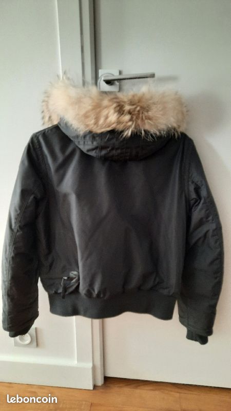 Blouson Parajumpers enfant taille M noir (image 2)