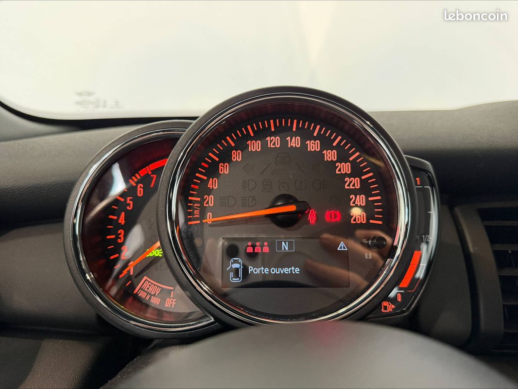 MINI Hatch 5 Portes One 102 ch (image 19)