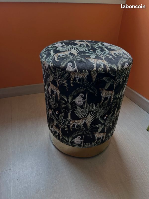 Pouf action (image 1)