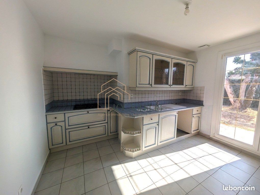 Maison 5 pièces 126 m² · à Bourges · 126 m² · 1 100 €/mois