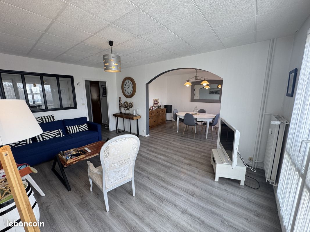 Appartement 3 pièces 76 m² · à Saint-Étienne · 76 m² · 77 000 €