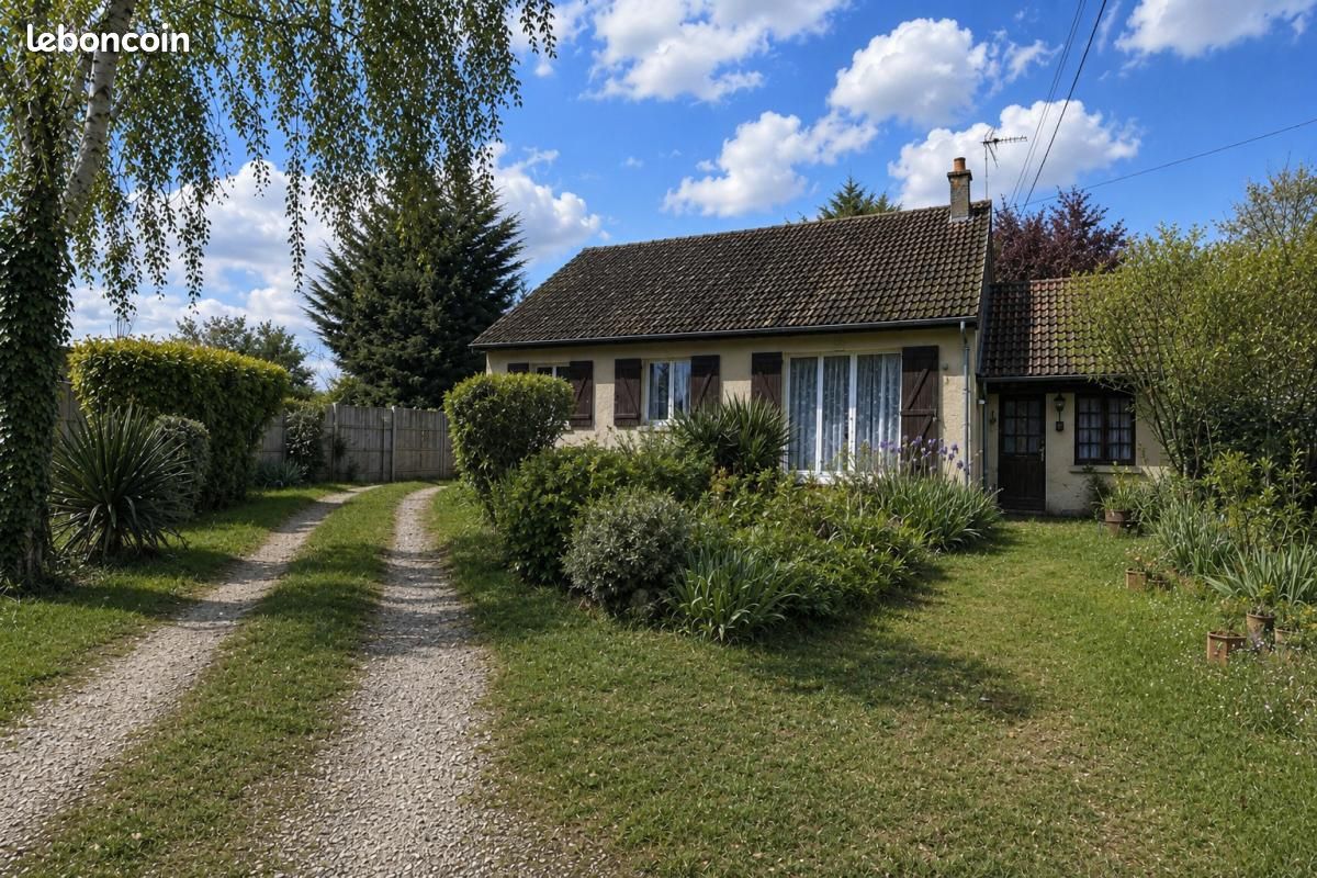 Maison 4 pièces 84 m² · à Vatan · 84 m² · 110 000 €