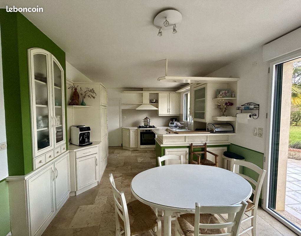 Maison 8 pièces 205 m² (image 10)