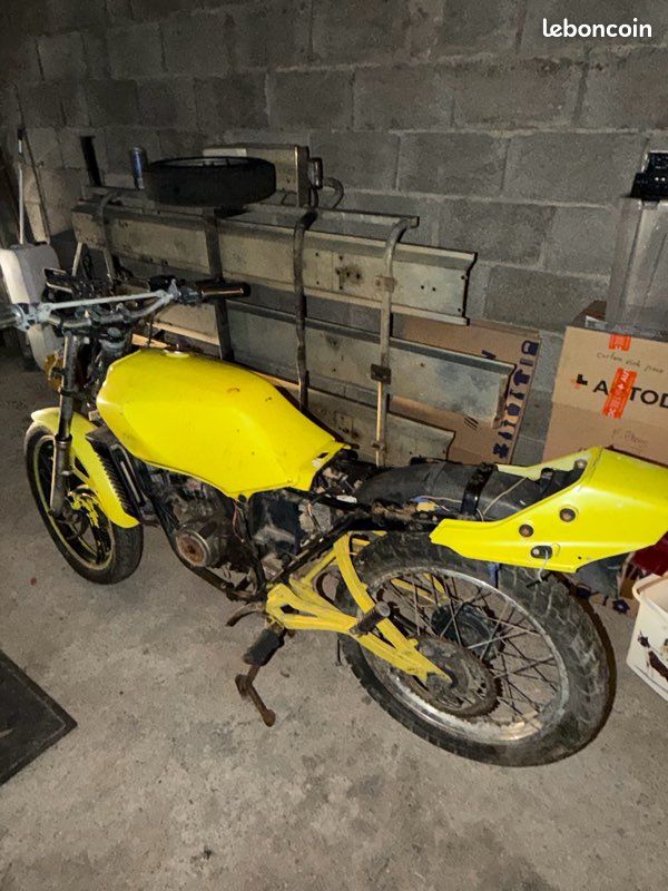 Yamaha RD 125 LC 1982 (image 1)
