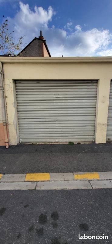 Parking 16 m² · à Reims · 16 m² · 75 €/mois