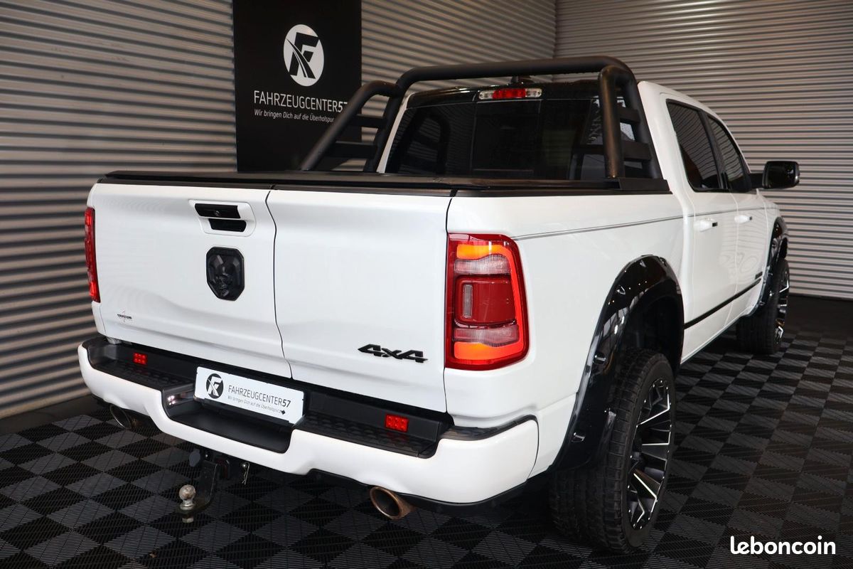 Dodge RAM 1500 Limited 5.7 V8 HEMI 401 ch 4x4 – Harman Kardon – GPL – Toit pano (image 5)