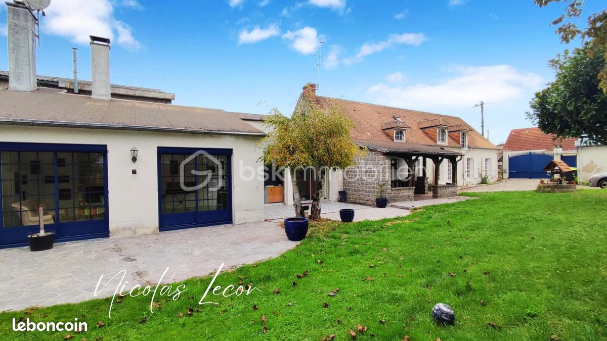 Maison 7 pièces 195 m² · à Foëcy · 195 m² · 213 500 €