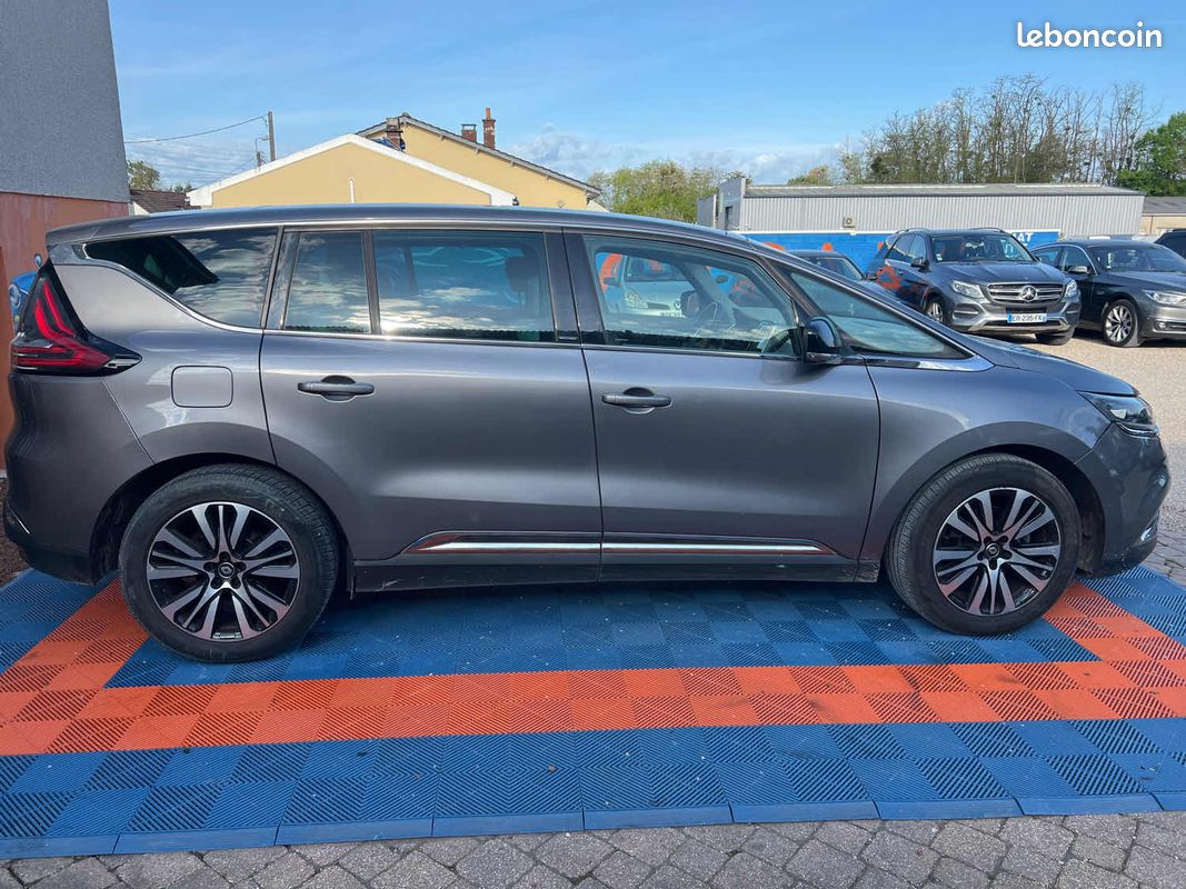 Renault espace v 1.6 dci 160ch energy zen edc 2016 (image 9)