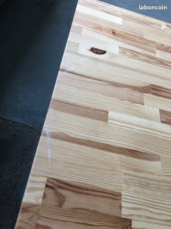 Table IKEA en pin (image 4)