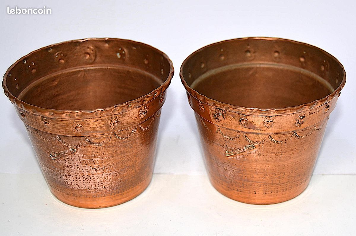 Anciens cache-pots en cuivre martelé (image 2)