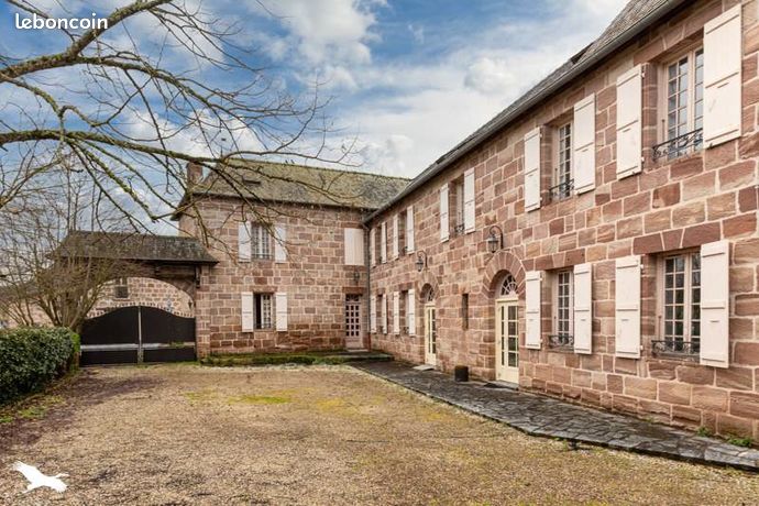 Maison 15 pièces 500 m²
