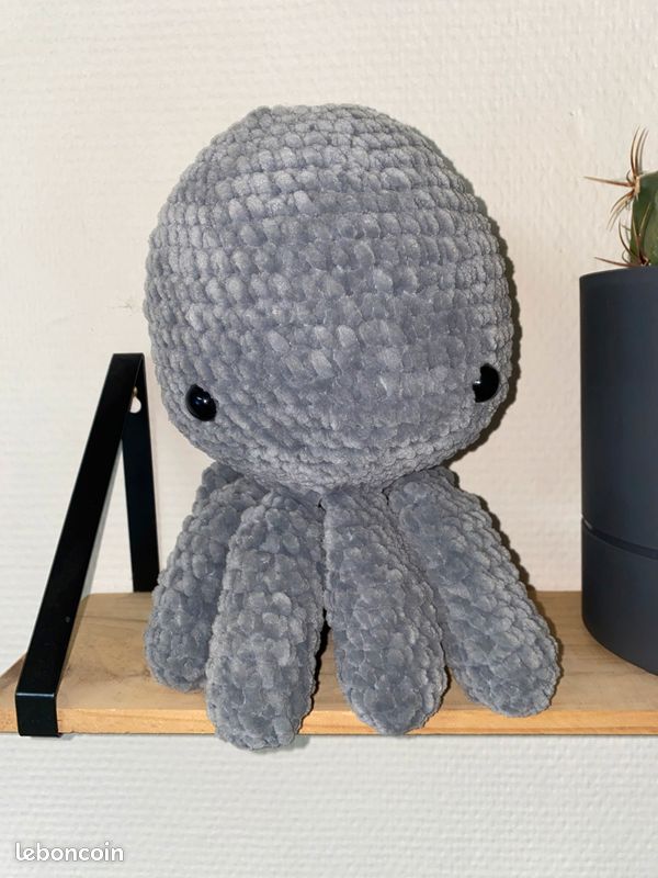 Peluche en crochet fait main (image 4)