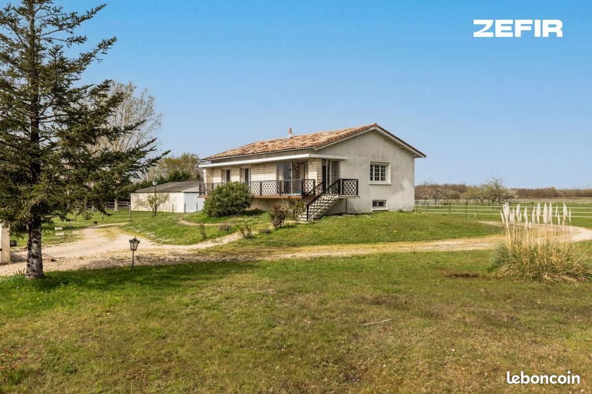 Maison 8 pièces 130 m² - Les Églisottes-et-Chalaures 33230 (image principale 11)