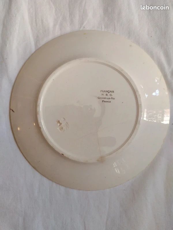 Assiettes plates anciennes en terre de fer Choisy-le-Roi (image 15)