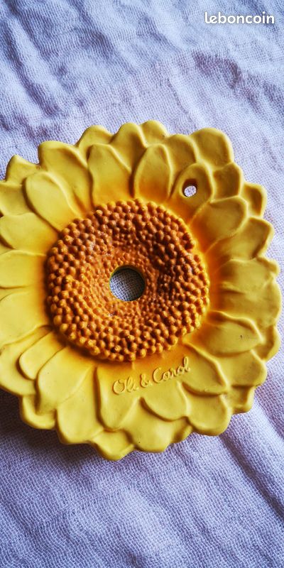 Anneau "tournesol" de dentition en caoutchouc (image 3)