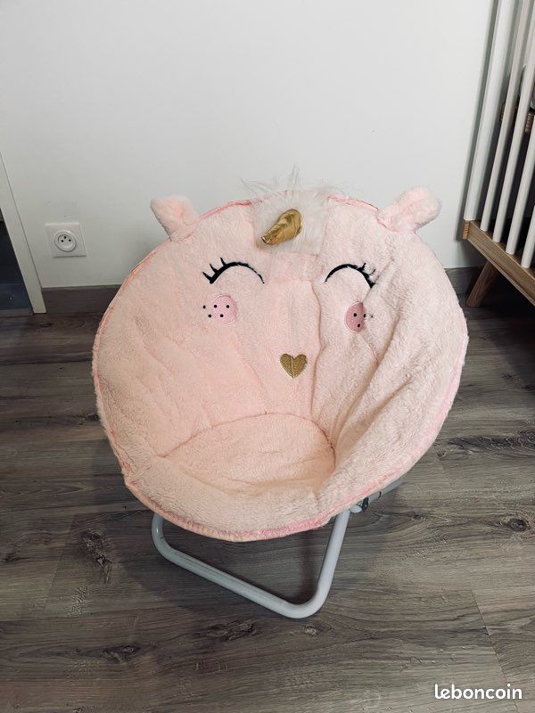 Fauteuil / chaise fille (image 2)