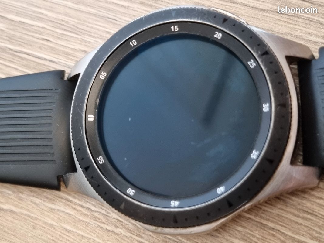 Samsung Galaxy Watch (image 5)