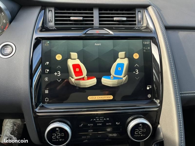 Jaguar E-Pace P300e PHEV 309ch R-Dynamic HSE (image 13)