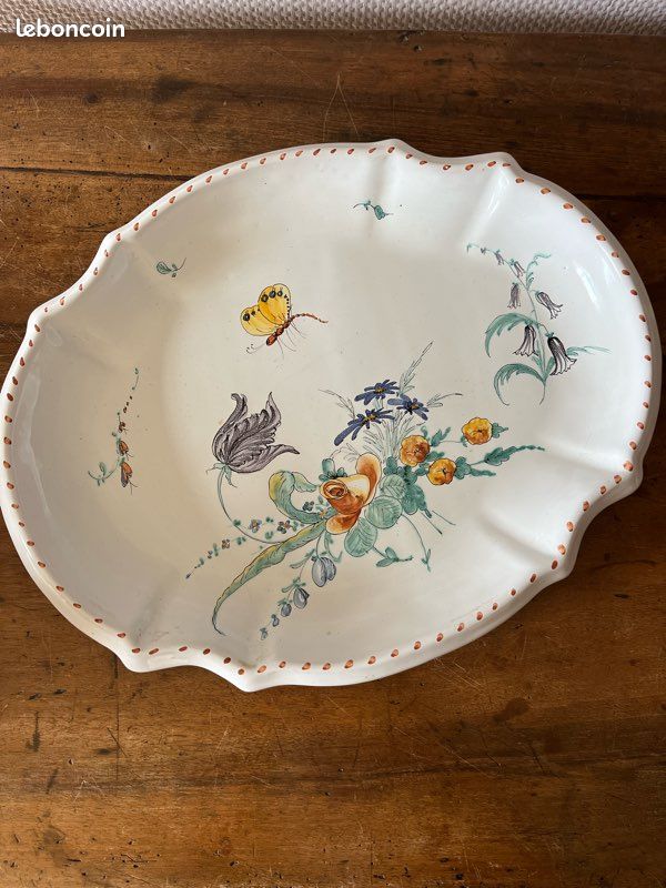 Plat faïence fait main Roanne (image 1)