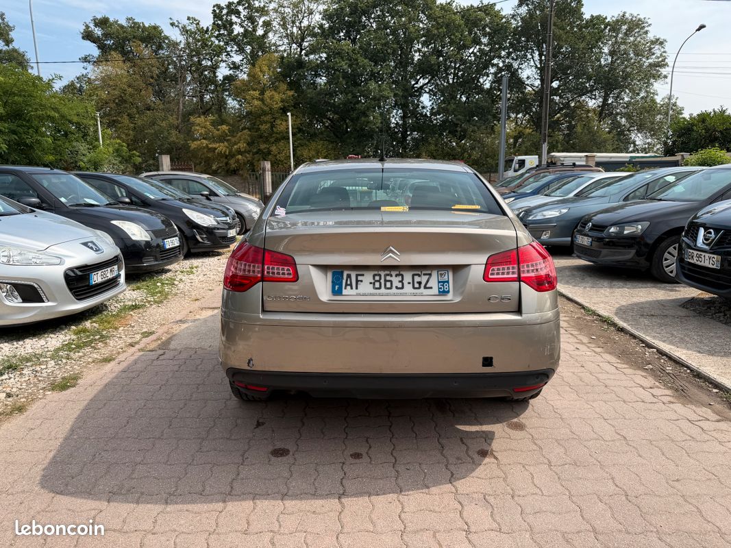 POSSIBILITÉ DE PAYER EN 4X OU 10X - Très Belle Citroen C5 1.6 HDI 110 Confort (image 3)