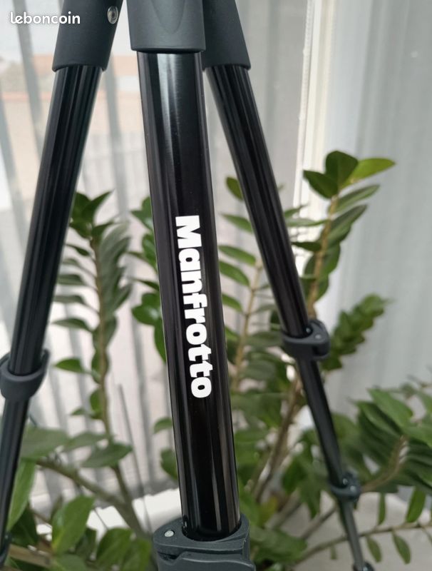 Trépied manfrotto Compact action N-BK (image 2)