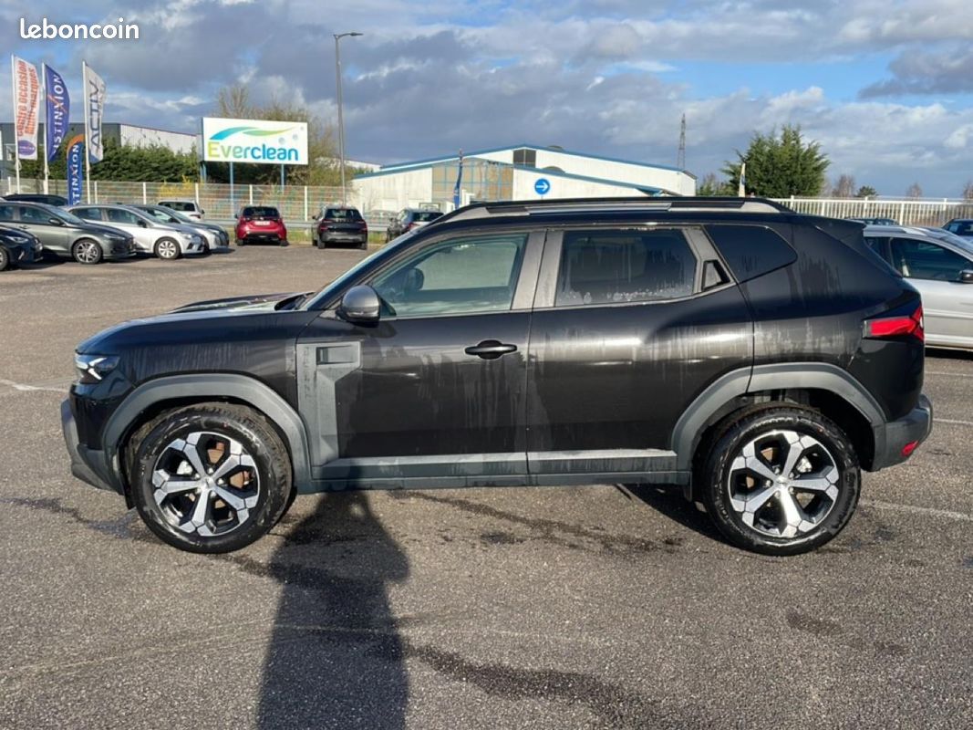 DACIA DUSTER 1.2 mild hybrid 140 journey (image 8)