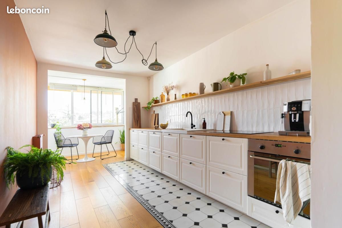 Appartement 5 pièces 101 m² · à Aix-en-Provence · 101 m² · 369 000 €