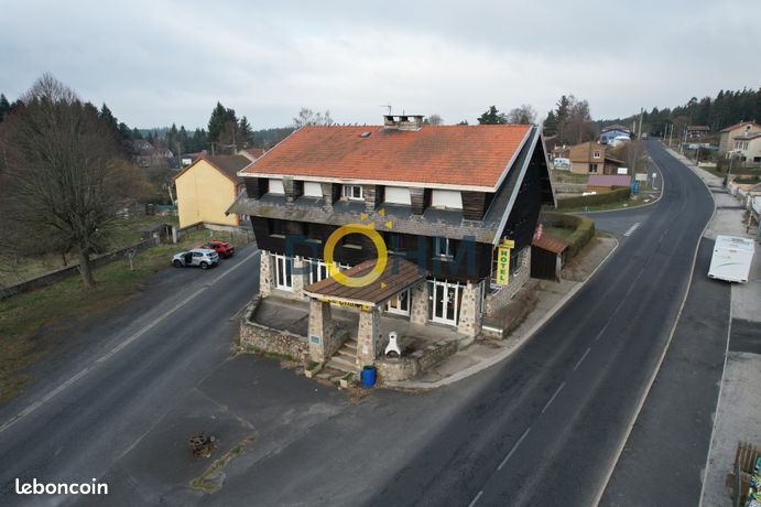 Chalet 24 pièces 610 m²
