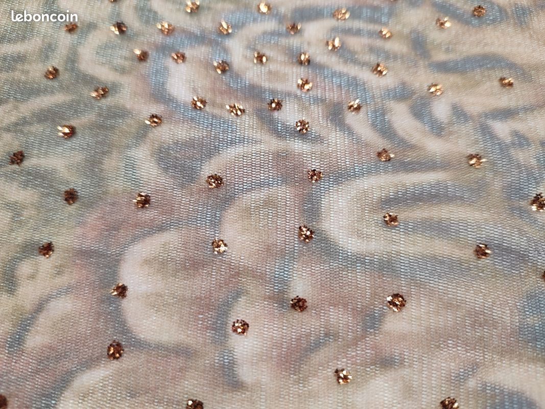 Coupon tissu maille tulle pailleté (image 3)
