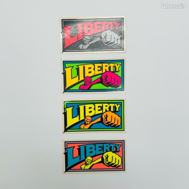Sticker vintage original « gray fist » Liberty Skateboard, années 
