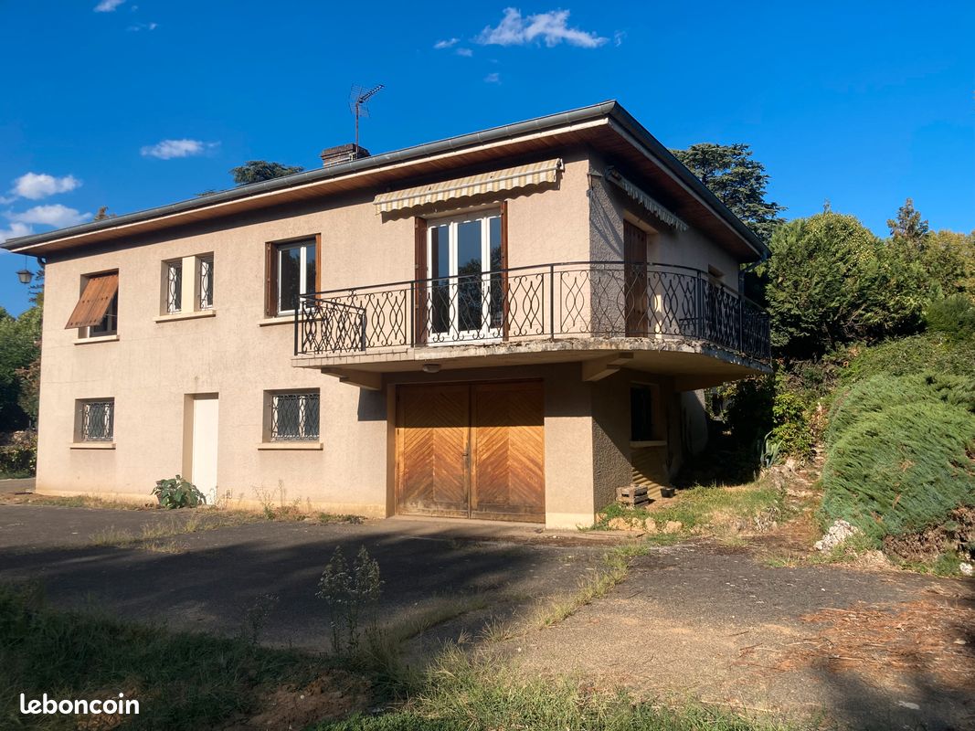 Maison 4 pièces 132 m² · à Jassans-Riottier · 132 m² · 280 000 €