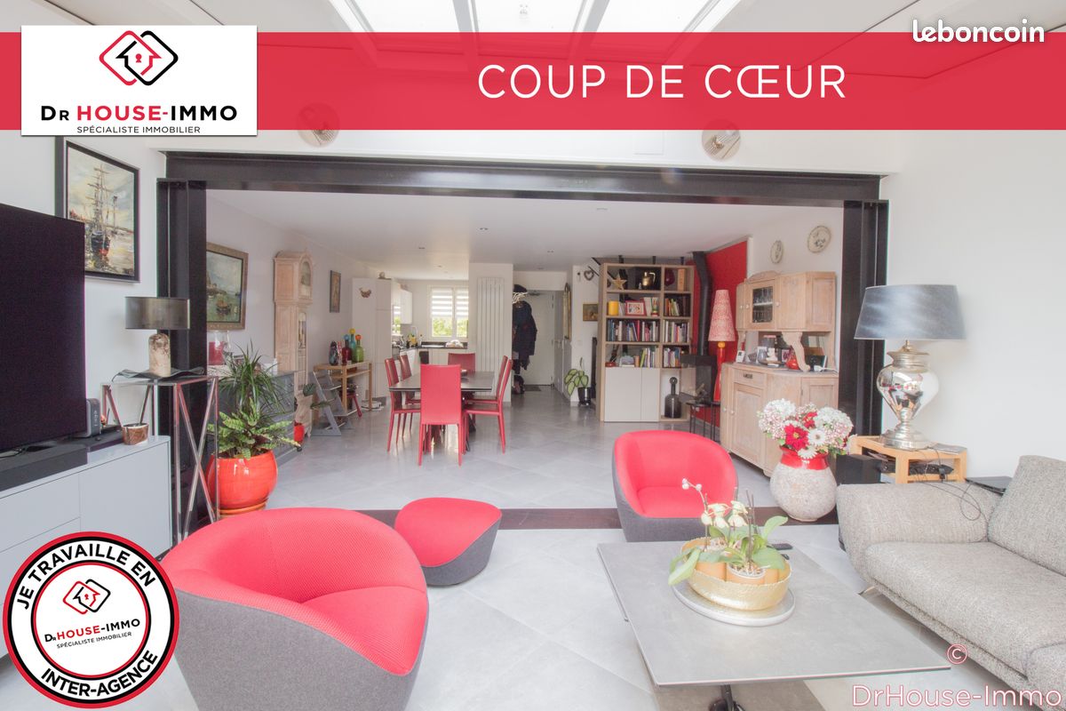 Maison 7 pièces 122 m² · à Voisins-le-Bretonneux · 122 m² · 642 000 €