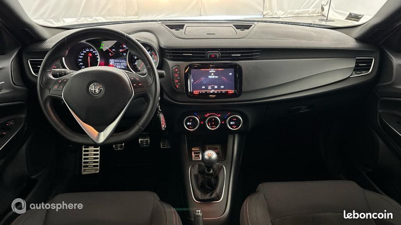 Alfa Romeo Giulietta 1.4 TB MultiAir 150ch Sportiva Stop&Start (image 11)