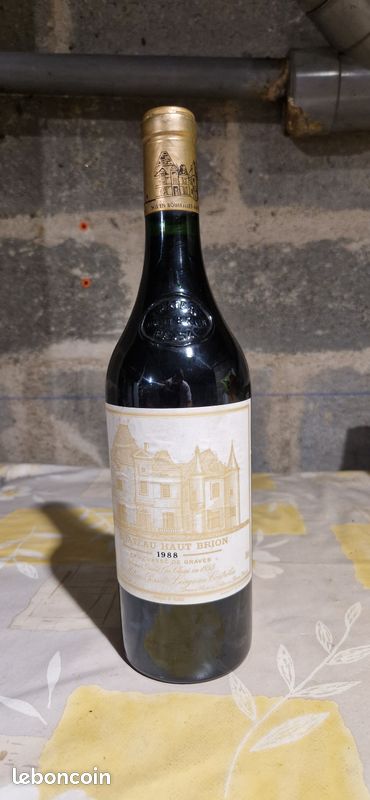 Bouteille vin rouge Bordeaux Chateau HAUT-BRION 1988 (image 11)