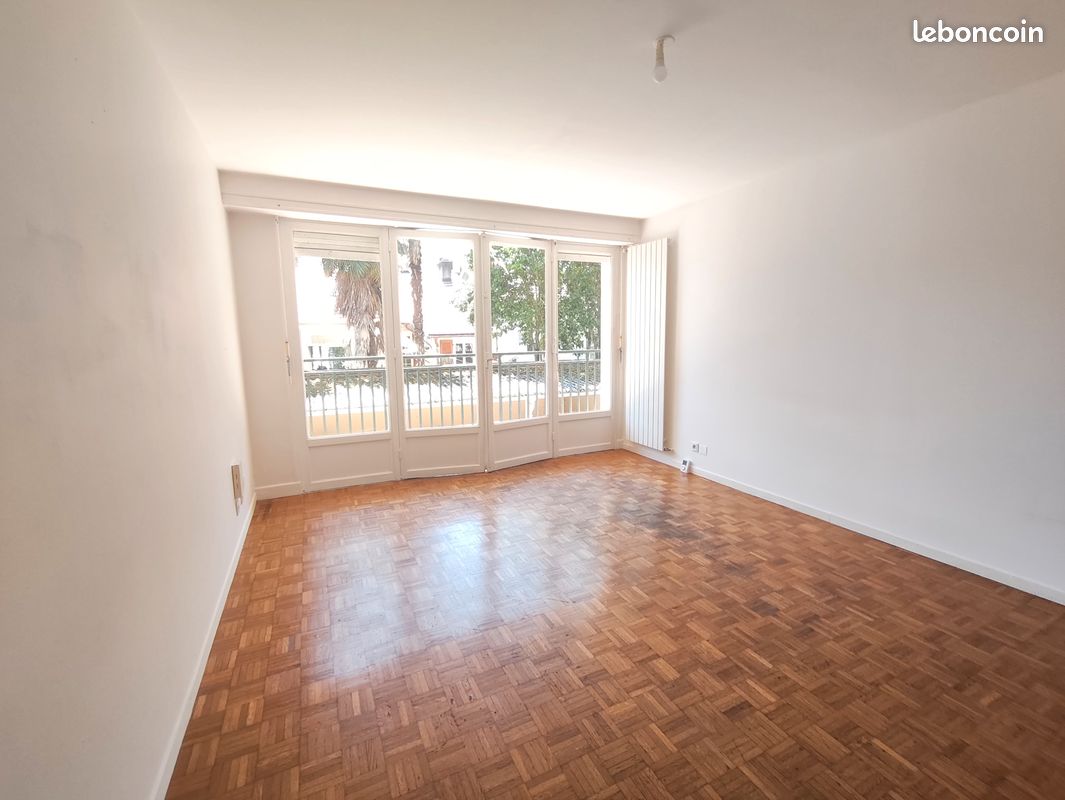 Appartement 5 pièces 48 m² · à Pau · 47,7 m² · 91 800 €