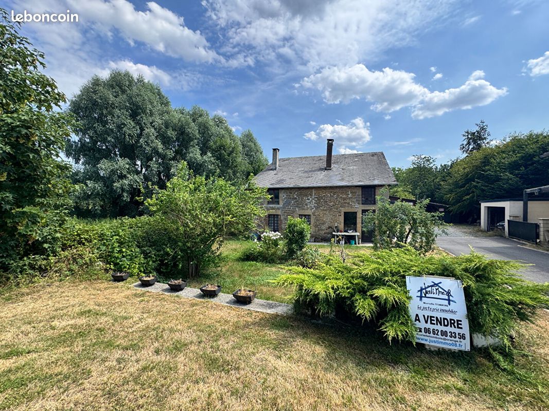 Maison 6 pièces 229 m² · à Murtin-Et-Bogny · 229 m² · 135 000 €