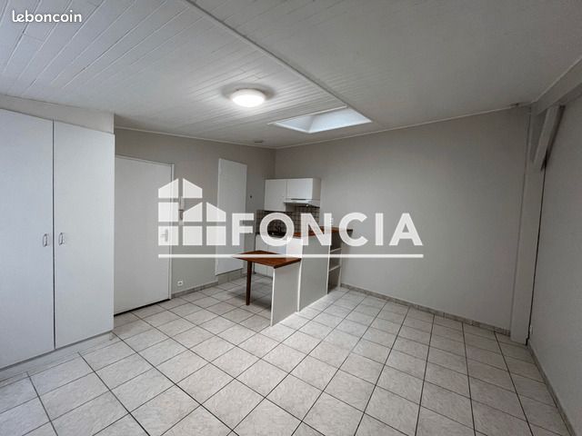 Appartement a louer angouleme - 1 pièce(s) - 22 m2 - Surfyn