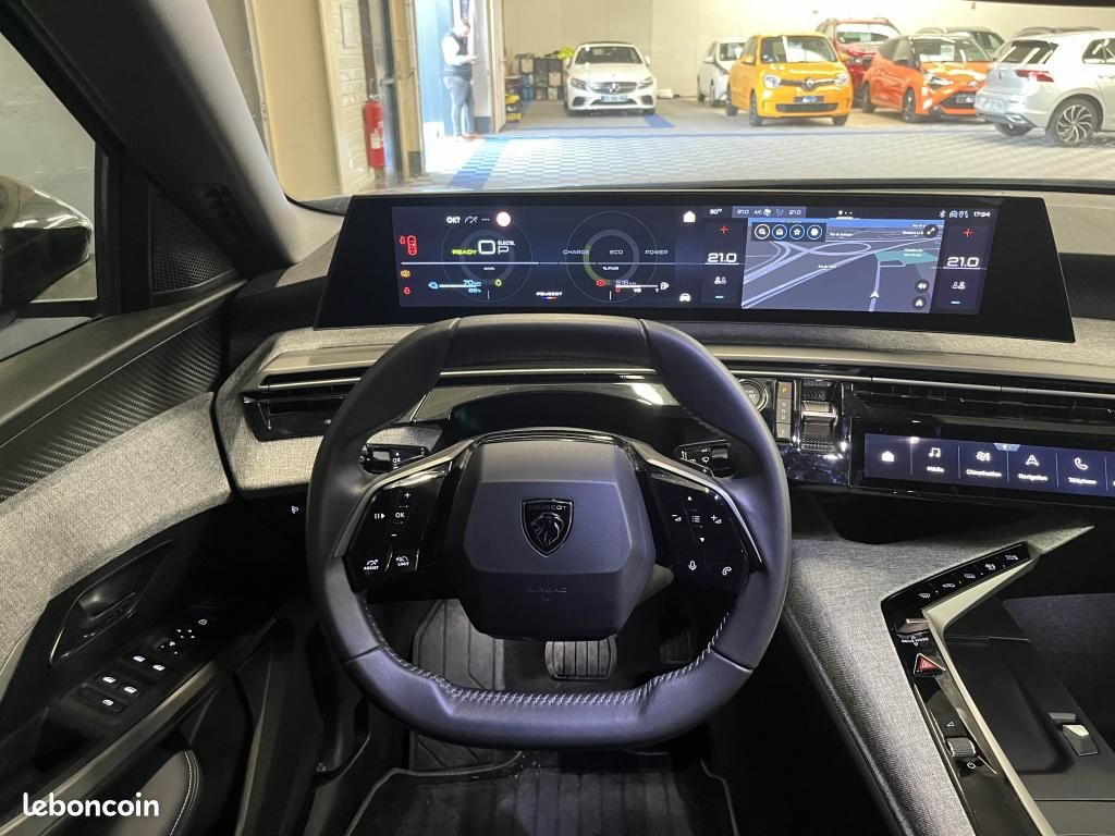 PEUGEOT 3008 ALLURE 1.6 Plug-in Hybrid 225ch - Apple Carplay, Caméra de recul (image 18)