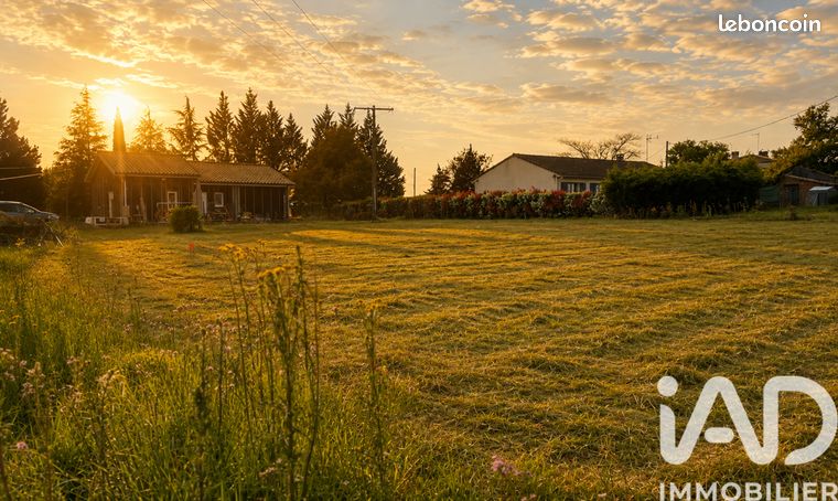 Terrain 1020 m² Saint-Martin-de-Laye