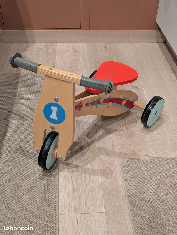 Trycicle en bois (image 1)