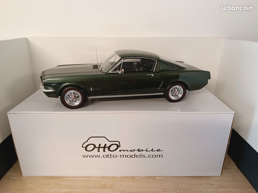 Miniature Ford Mustang 1/12 Norev Fastback GT Metallise La Chaux 1968