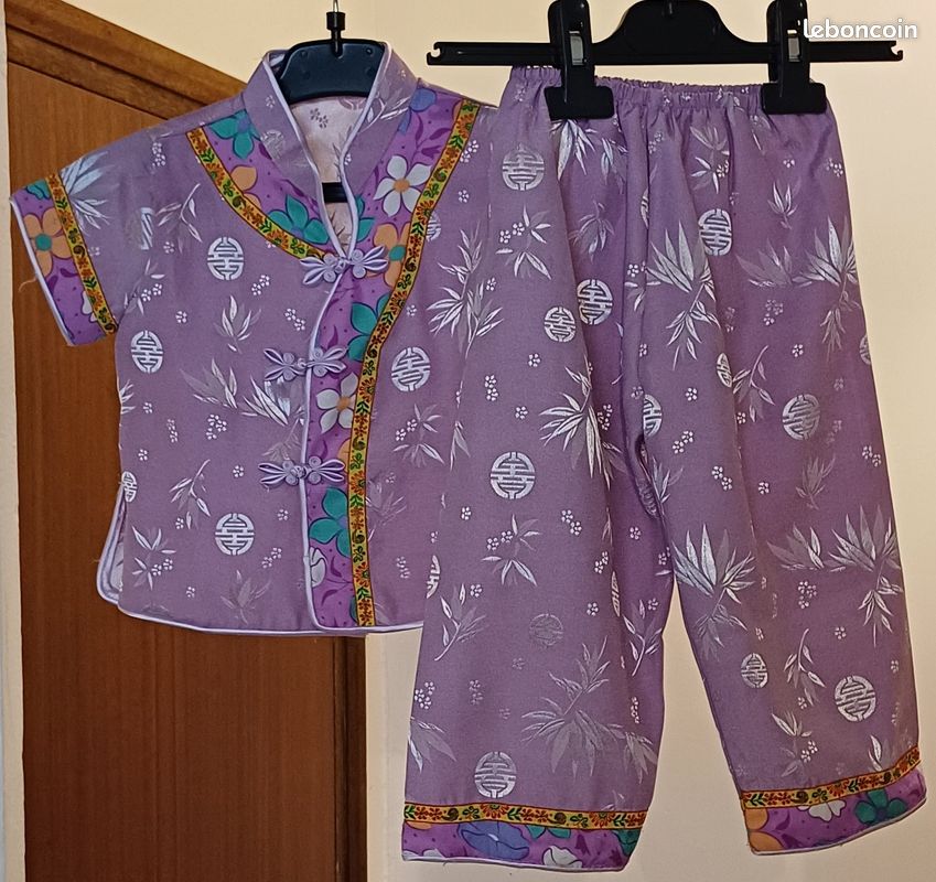 Ensemble violet bébé enfant style asiatique taille ans - Main Image