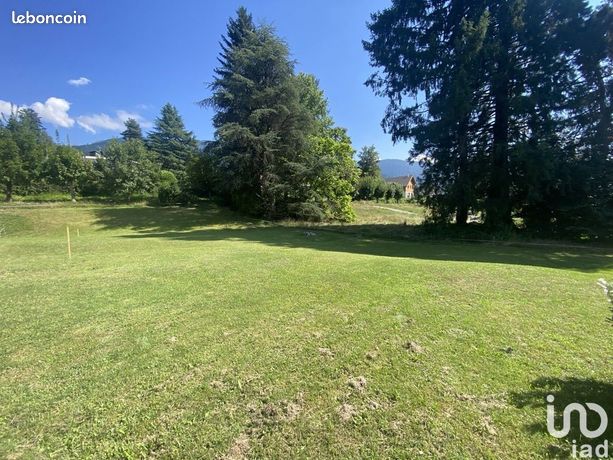 Terrain 836 m² SAINT-MARTIN-D'URIAGE